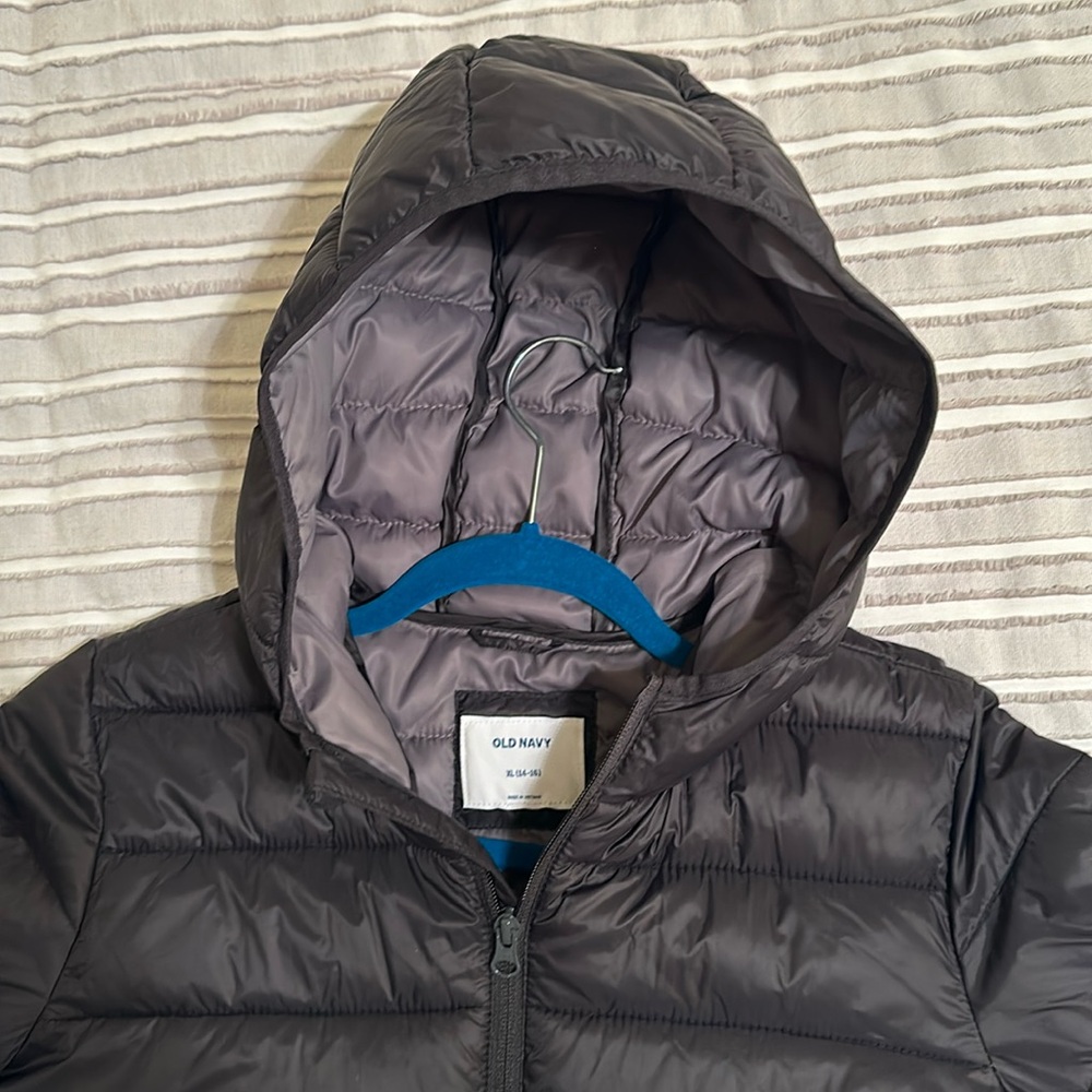 Classic Black Puffer Hoodie Kids L Unisex NWOT